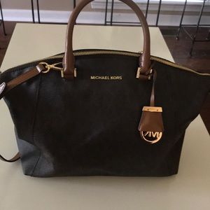 Michael Kors Riley Large